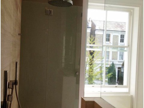 bathroom glass shower