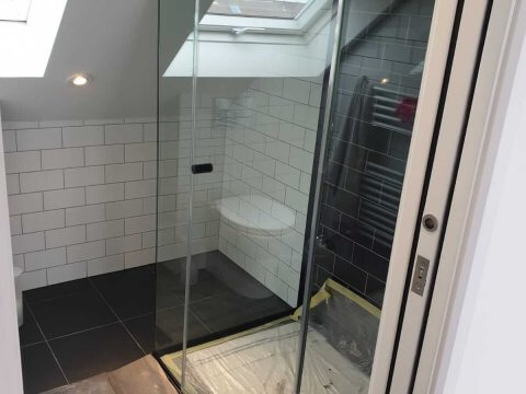 glass shower doors for bathtub