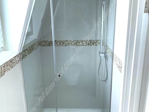 glass shower screen brackets