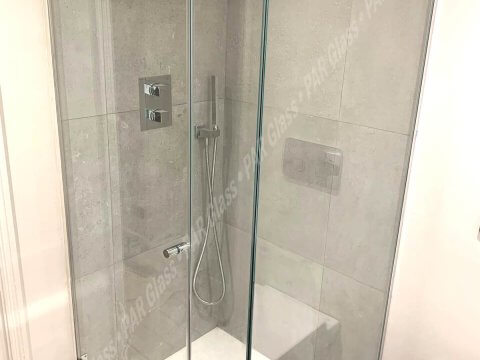 glass shower screens