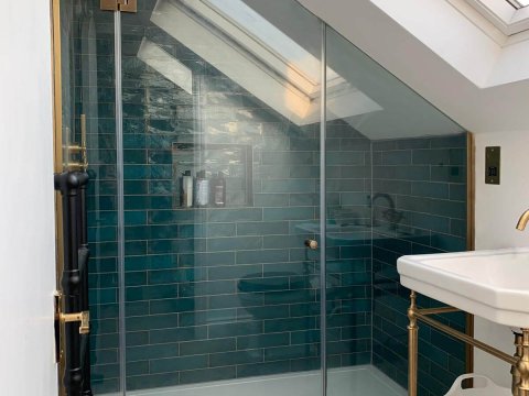 shower room glass door