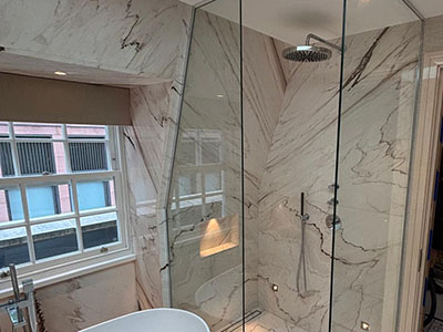 frameless glass shower screen