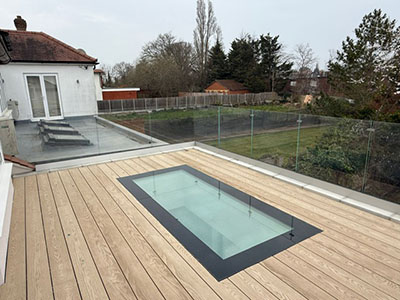 balcony walk on glass